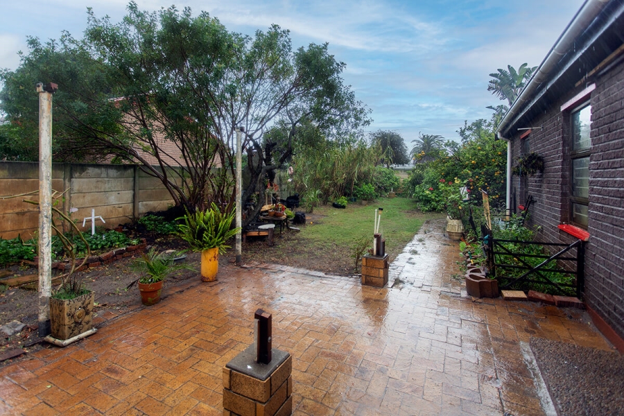 3 Bedroom Property for Sale in Bothasig Western Cape